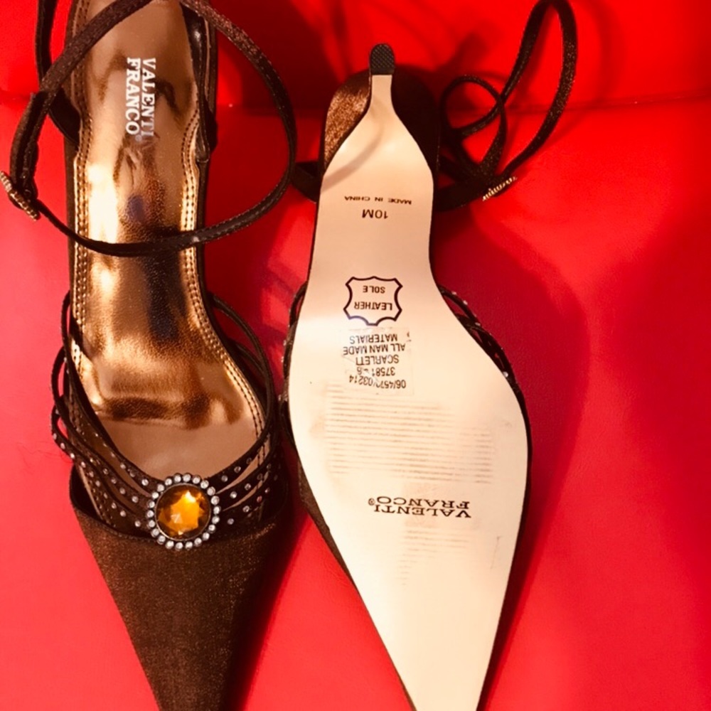 Shoes - Picture 2 of 2